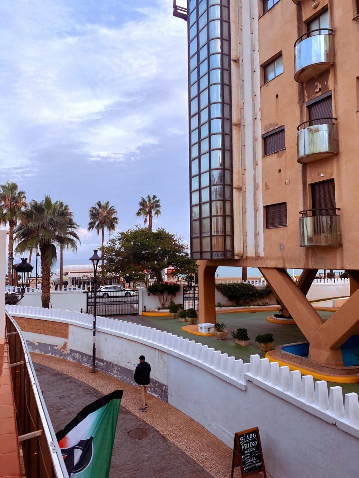 Hostal Guadalupe Torremolinos Exterior photo
