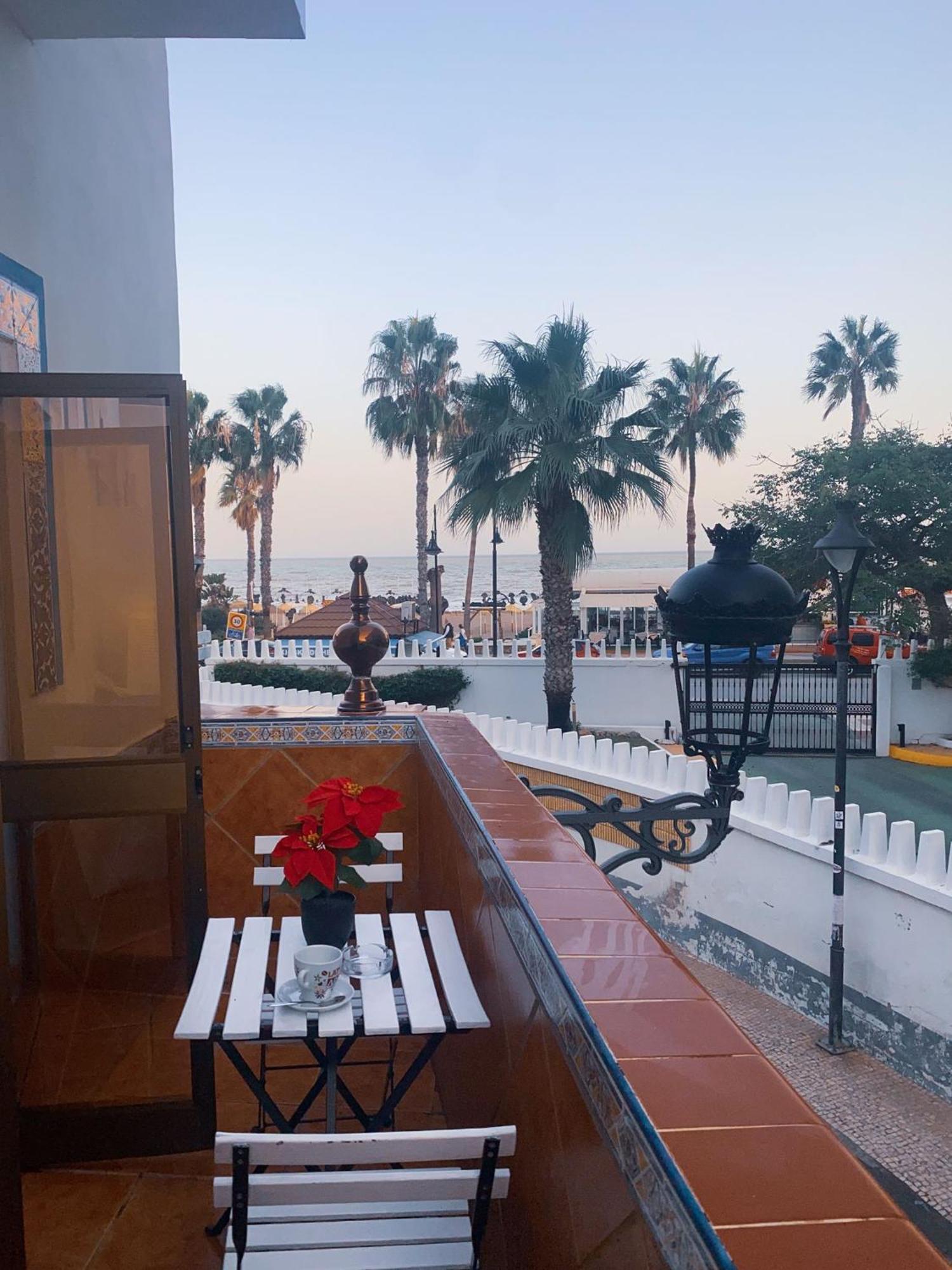 Hostal Guadalupe Torremolinos Exterior photo